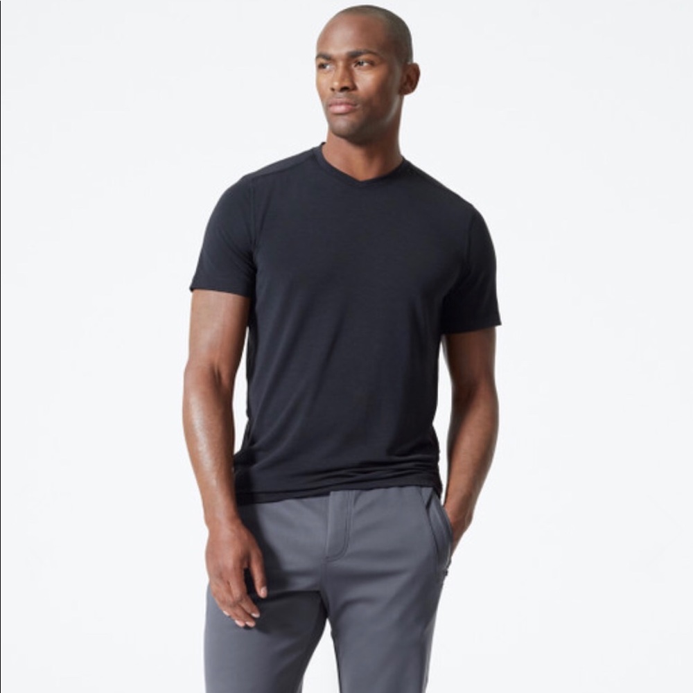NWT MENS BLACK MPG ACTIVEWEAR TEE NEVER WORN